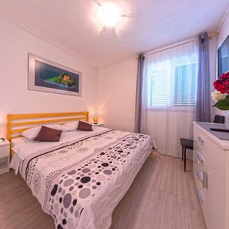 Apartment Nino Skradin Exterior foto