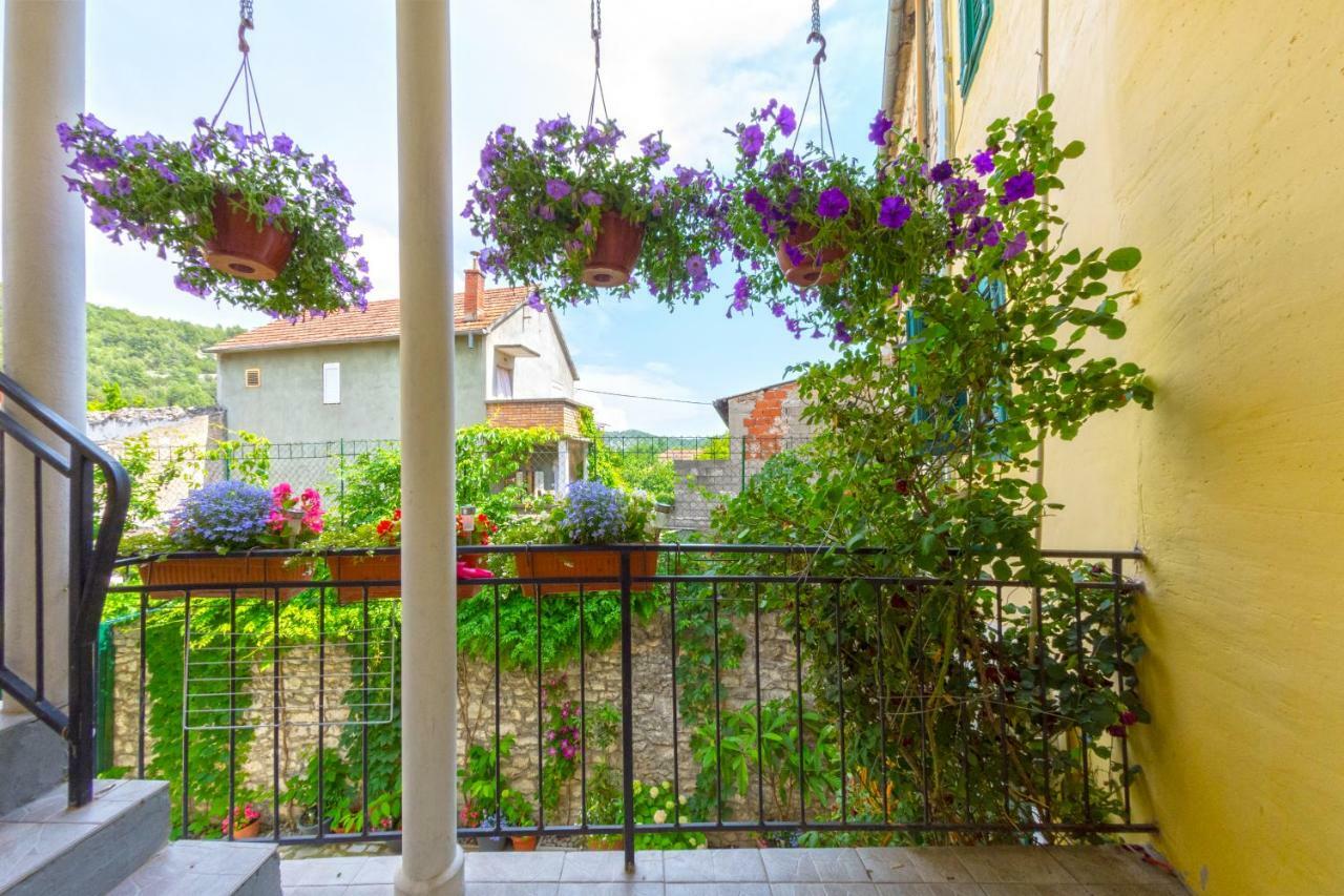 Apartment Nino Skradin Exterior foto